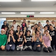 ワンコイン体験実施中！【都度払い制】JR吹田駅近　ヨガ、ストレッチ、筋トレ、キックボクシングエクササイズの教室です。の画像