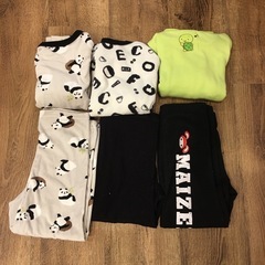 パジャマ３点セット　　１２０〜１３０サイズ
の画像