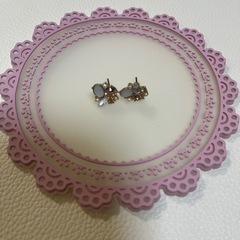 ビジューのピアス🤍キャッチありません😭