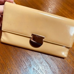 フェラガモ 長財布★受け渡し決定
