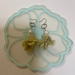 イエローの💛涼しげ可愛いピアス
