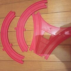 タカラトミー  Uターンレールプラレールの画像