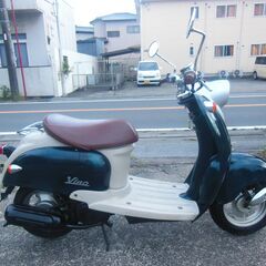 美車 YAMAHA 2st VINOビーノ　希少カラーダークブルーメタリック セル始動　メーターオーバーし速く好調 　プラグ　フィルター新品交換 他等お金かけ多数交換 納車整備点検済み 登録後すぐ乗り出せます。直接引き渡し　配送手配も可　SA10J　５AU　４JP　原付の画像
