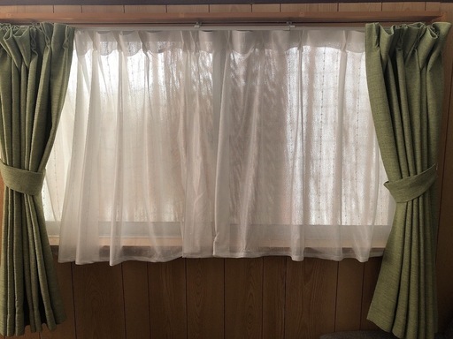 ①カーテン　レース　黄緑