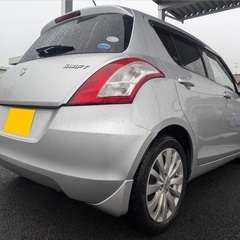 装備充実☆月々1万円〜分割払い可❗️車検2年付き！大人気☆SUZUKI スイフト☆SDナビ付き☆走行中DVD見れます☆ETC付き☆純正アルミ☆ドライブレコーダー付きのフル装備‼️の画像