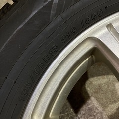 中古スタッドレスタイヤ　4本組の画像