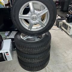 175/70R14　バリ山（9.5部イボ残り）冬タイヤ　スタッド...