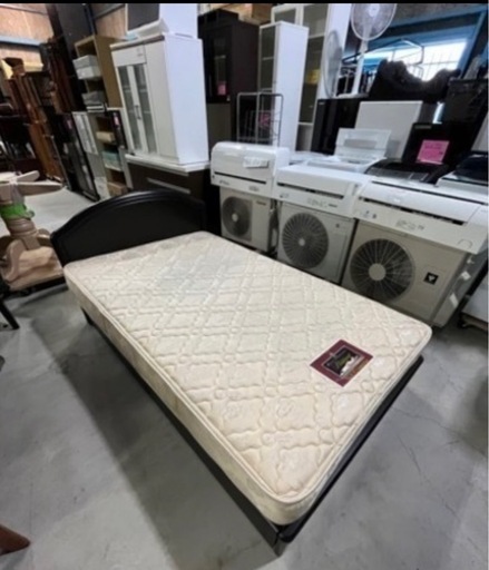 ☆人気のシモンズ☆ 激安セミダブルベッド フレーム＆マットレス