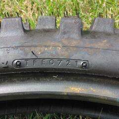 中古MXタイヤ 2022年製造 BRIDGESTONE BATTLECROSS X20 100/90-19ブリヂストン バトルクロス 軟質用リアタイヤの画像