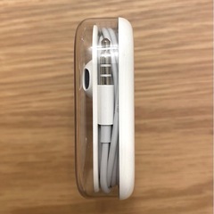 iPhone 純正イヤホン 有線の画像