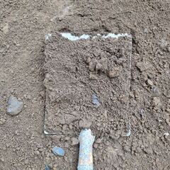 赤土、黒土上質物   30kgで500円の画像