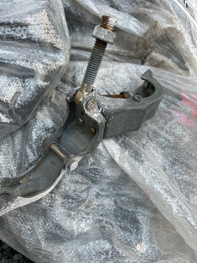 直交クランプ　足場　単管　パイプ　DIY