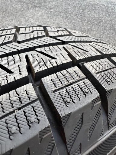 ★値下げ★バリ山　165/70R14 YOKOHAMA  ice GUARD iG70  2022年製★値下げ★ 
