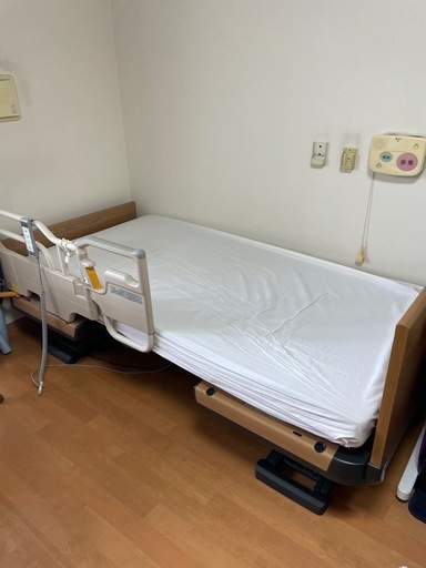 決定⭐︎パラマウント住宅介護用ベッド
