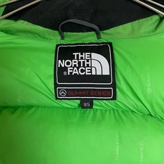 THE NORTH FACE　サミットシリーズ　ダウンジャケットの画像