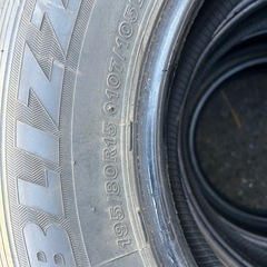 スタッドレスタイヤ195/80R15