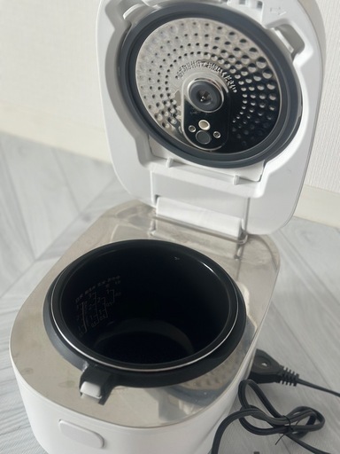 SHARP IH炊飯器【取りにきてくれる方限定】