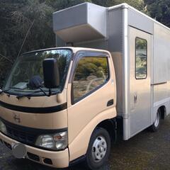 日野　デュトロ