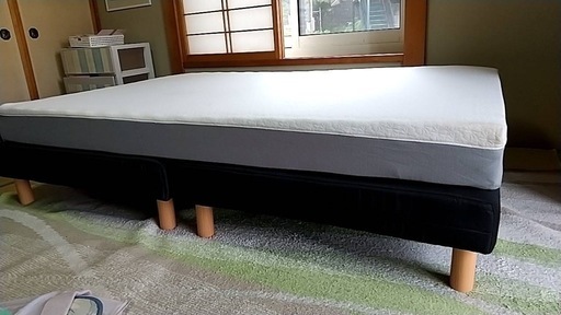 セミダブルベッド