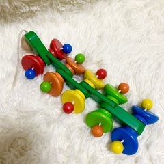 知育玩具　木のおもちゃの画像