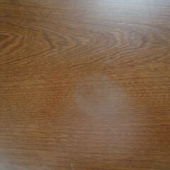 ダイニングテーブルの画像