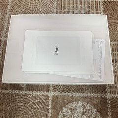 Ipad(第9世代) wifi+ cellularの箱の画像