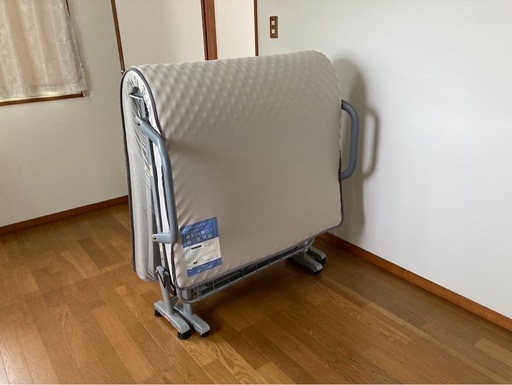 値下げ　電動リクライニングベッド　折りたたみ