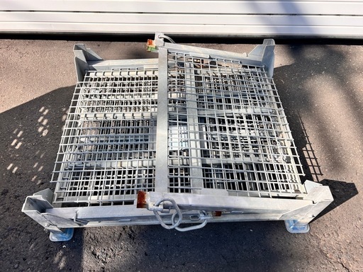【受け渡し決定】中古メッシュパレット 吊りパレット 網カゴ 鉄カゴ 物置 廃棄物入れ等に