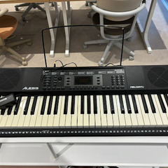 電子キーボード（ALESIS MERODY61）