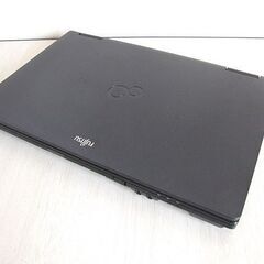  FUJITSU LIFEBOOK A552/F ノートパソコン (a337）の画像