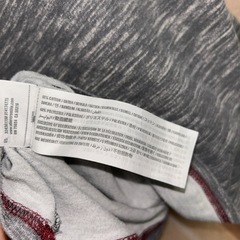 #Hollister グレー  #Tシャツ (コットン60% ポリエステル40%の画像