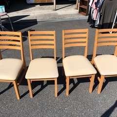 4つセットで1000円！！ダイニングチェア
