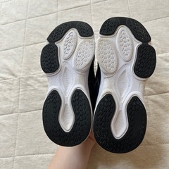 キッズ　シューズ　スニーカー　黒　20cmの画像