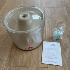 新品未使用★猫 自動給水器 水飲み器 3重濾過 ペット用 活性炭...