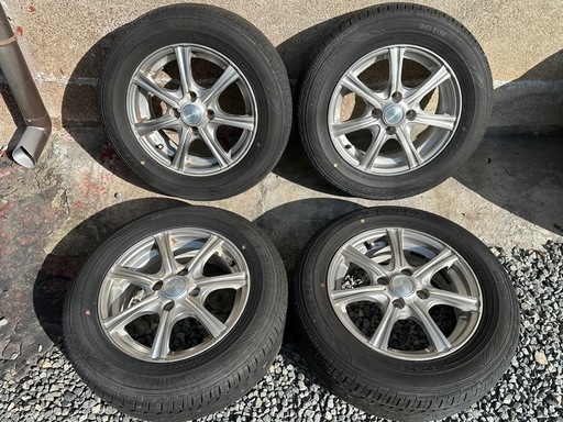 【㊗️ご成約?】【GB3 フリード からの取り外し 社外品14インチアルミホイール  185/65R14 DUNLOP EC202  