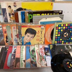 【終】【G619】レコードまとめ/昭和レトロ/日本歌謡/洋楽/邦楽/他/昭和/アンティーク/クラシック/117枚/ジャンクの画像