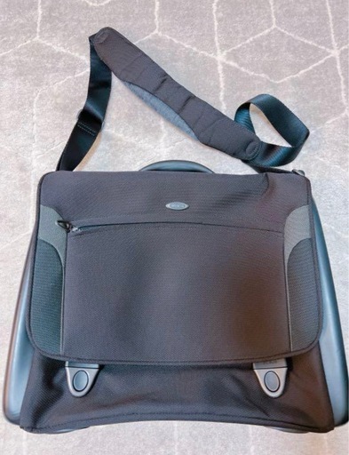 TUMI ショルダーバッグ