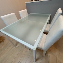 ガラス製　ダイニングテーブル　椅子4脚セット