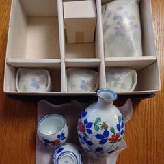 【決まりました】有田焼  西山作  朱牡丹  金彩 
