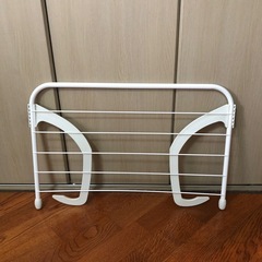 折り畳みタオルハンガー
