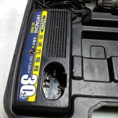 HITACHI 充電ドライバー の画像