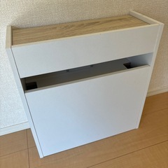 配線隠し　棚の画像