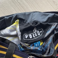 VOLCOM スノーボード用パンツ 黒の画像