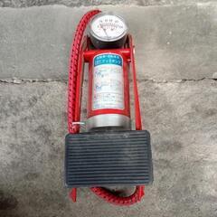 自動車自転車用フットポンプ　エアーポンプ　空気入れの画像