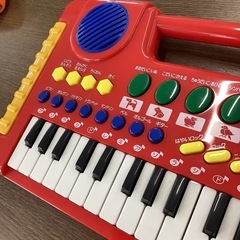 美原店　動作確認済み　あそぼーど　ピアノ　鍵盤　子供のおもちゃの画像