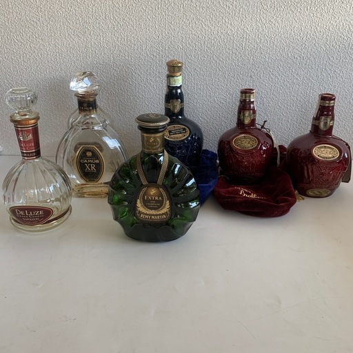 ★空瓶★ 高級　ウイスキー レミーマルタン 古酒 XO コニャック　カミュー  SALUTE ロイヤルサルート 陶器ボトル 古酒 スコッチ ブランデー まとめ売り まとめて 大量 7個 セット