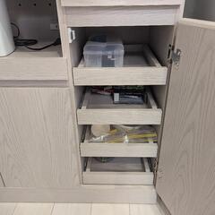 Lowya 食器棚の画像