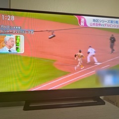 東芝　REGZA 40インチ　液晶テレビ