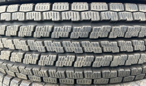 YOKOHAMA 155/80R14 23年製　スタッドレスタイヤ
