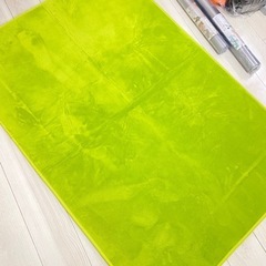 カーペット（140cm×95cm）